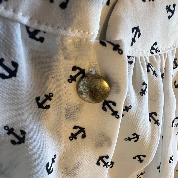 Banana Republic Anchor Print Top Sleeveless White w/Navy Blue Anchors - Picture 4 of 4